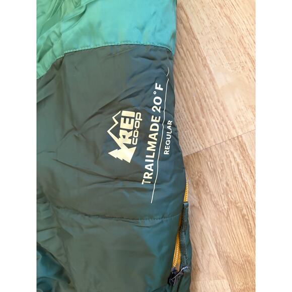 Like New REI Co-op 
Trailmade 20 Sleeping Bag - fits up to 72” - Picture 7 of 9